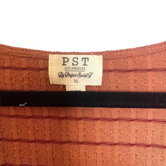 project Social T Kimora Top - Picture 10 of 12